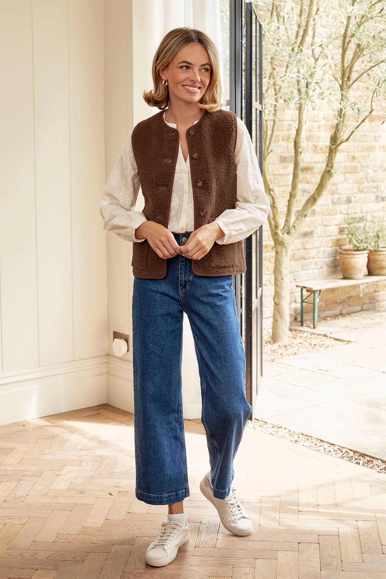 Borg Wool Blend Gilet | Chocolate - Image 3