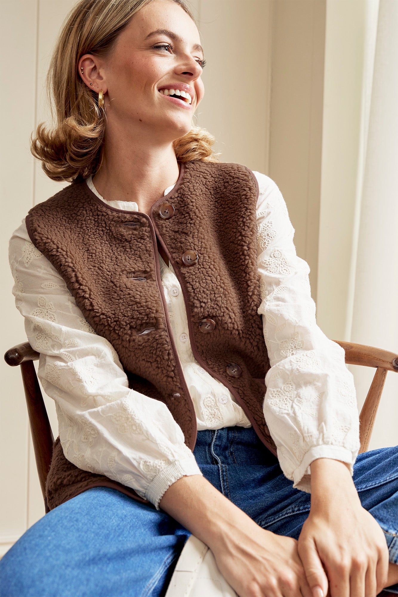 Borg Wool Blend Gilet | Chocolate - Image 5