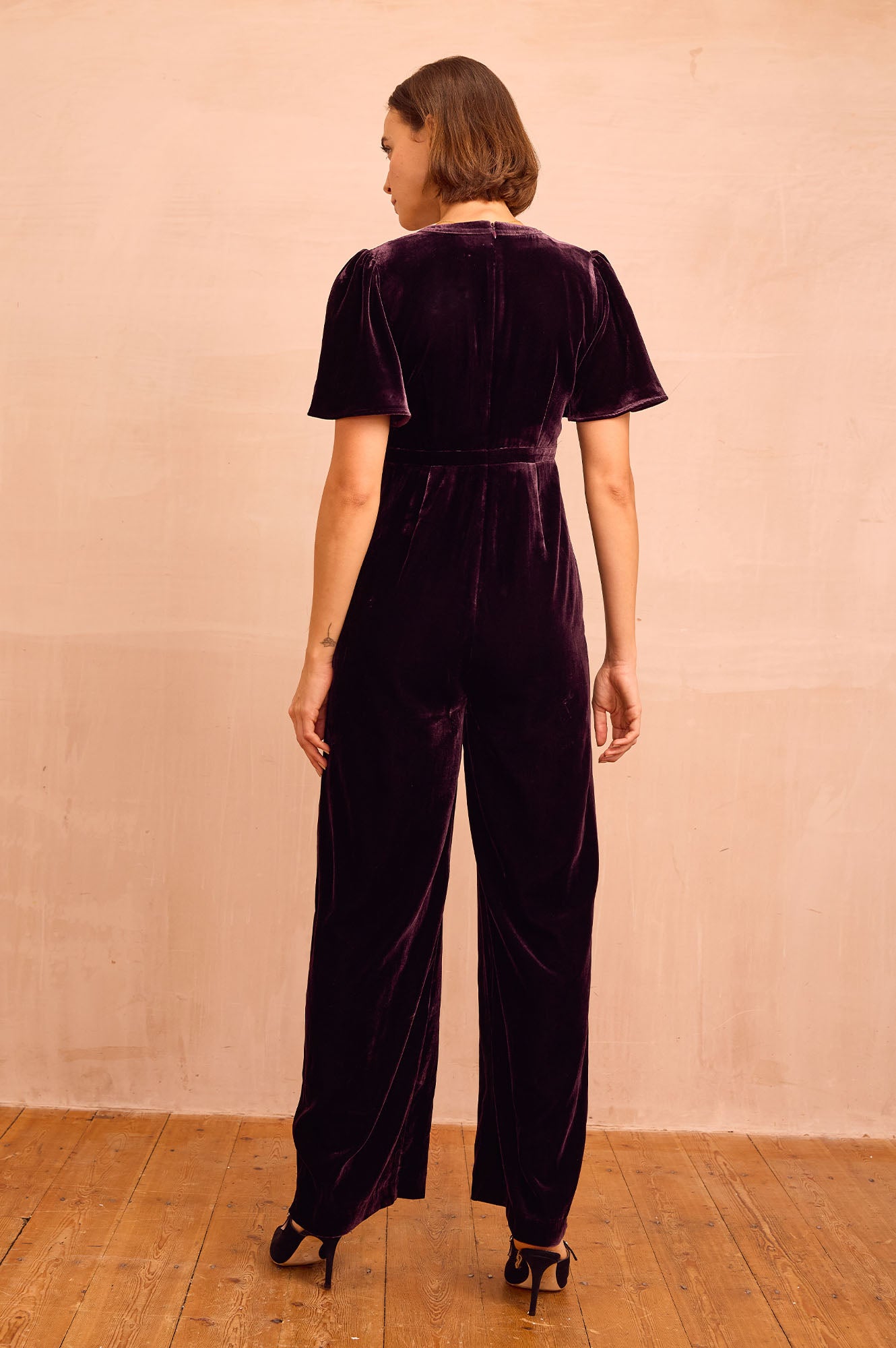 Anais Velvet V-Neck Jumpsuit | Aubergine - Image 6